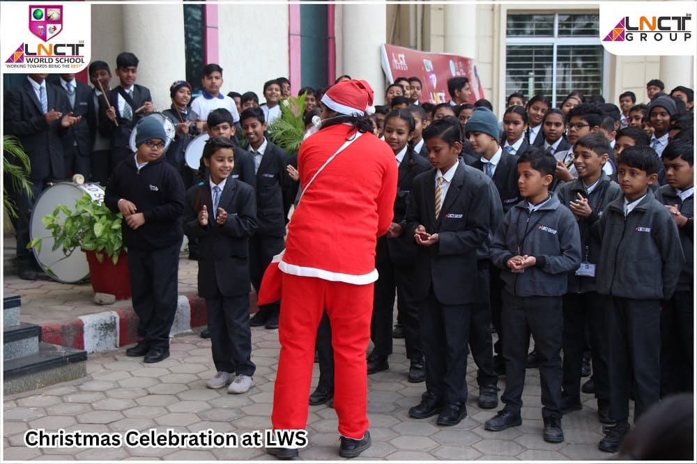 The students of class IX has performed an assembly on the occassion of Christmas.